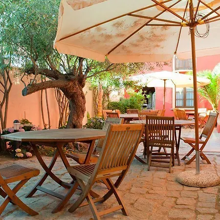 Il Vecchio Mulino 3* アルバタクス